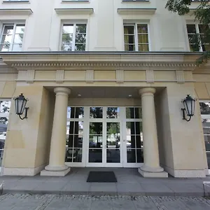Dom Pomocy Studentom Хостел